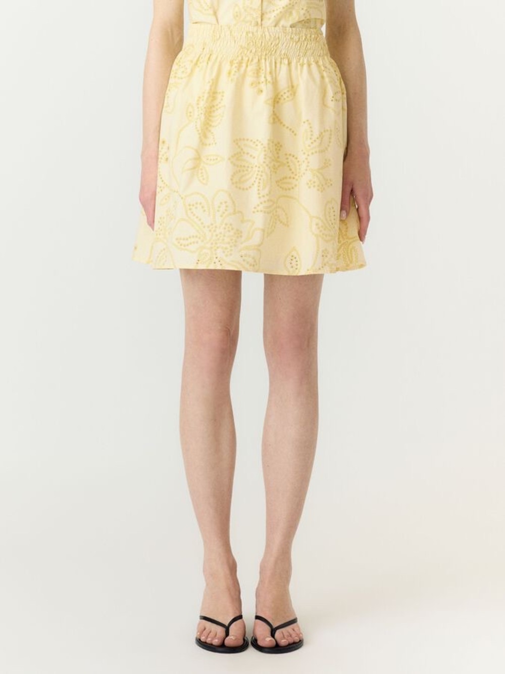 YAS Yasalavana cotton eyelet mini skirt new with tags!